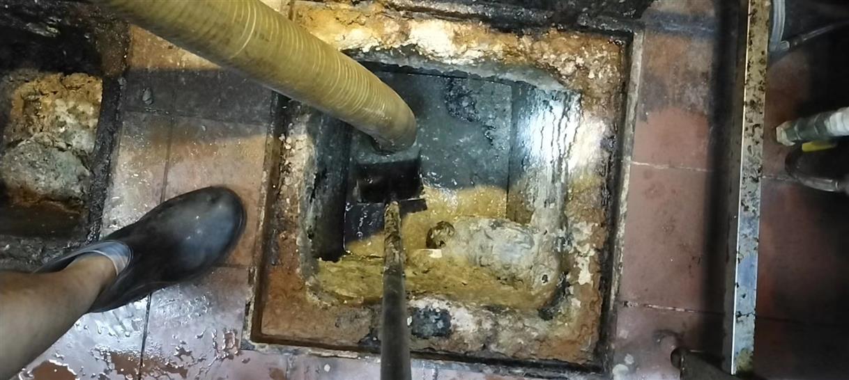 上虞污水池清理一般都有毒气，怎么预防中毒呢？